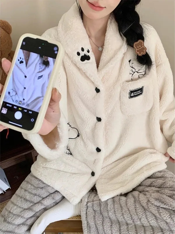 Cartoon Snoopy Pattern Coral Velvet Pajama Set Winter Women's Kawaii Anime Snoopy Accessories Cardigan Warm Home Clothes Set