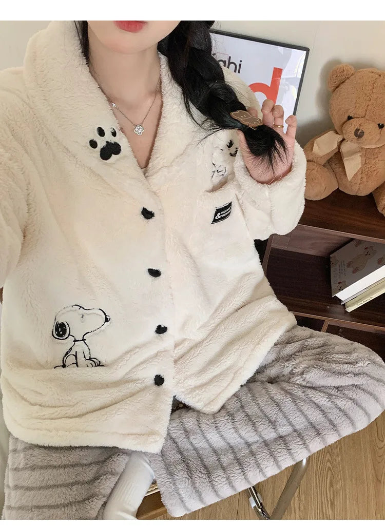 Cartoon Snoopy Pattern Coral Velvet Pajama Set Winter Women's Kawaii Anime Snoopy Accessories Cardigan Warm Home Clothes Set