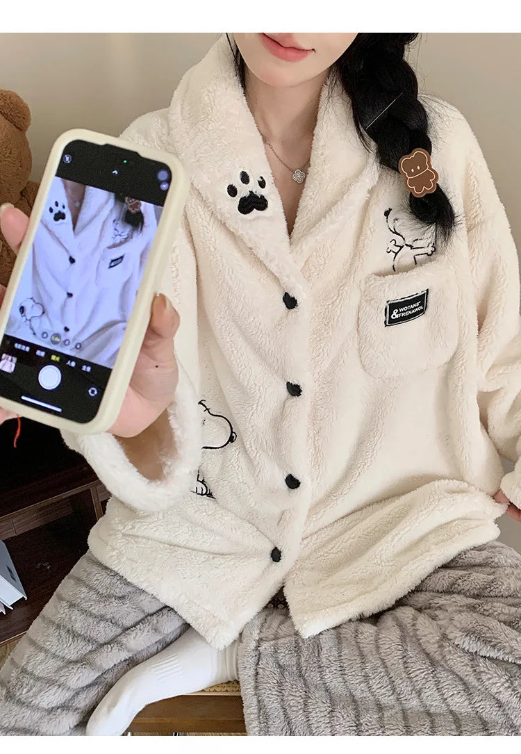 Cartoon Snoopy Pattern Coral Velvet Pajama Set Winter Women's Kawaii Anime Snoopy Accessories Cardigan Warm Home Clothes Set